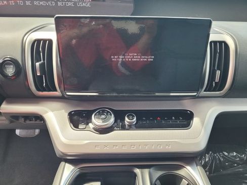 New 2026 Ford Expedition Active AWD/4WD image 10