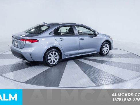 Used 2025 Toyota Corolla LE FWD image 10