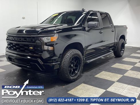 Used 2024 Chevrolet Silverado 1500 Custom AWD/4WD image 1