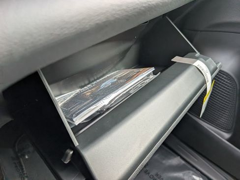 New 2026 Chrysler Pacifica Select w/ S Appearance Package FWD image 35