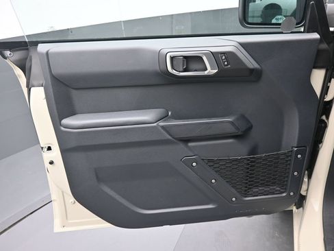 New 2025 Ford Bronco 4-Door image 13
