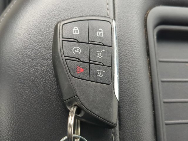 Used 2021 Chevrolet Tahoe LT w/ LT Signature Package RWD image 30
