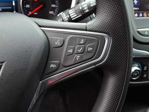 Used 2023 Chevrolet Equinox LT w/ LPO, Floor Liner Package image 21