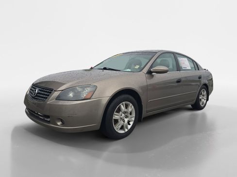 Used 2005 Nissan Altima 2.5 S FWD image 6