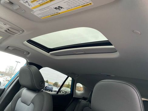 New 2026 Chevrolet Trax LT w/ Sunroof Package image 14