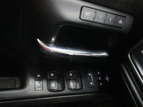 Used 2016 Chevrolet Silverado 1500 LTZ Z71 w/ LTZ Plus Package image 21