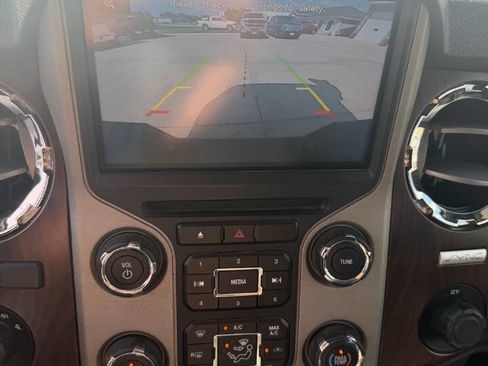 Used 2015 Ford F250 Lariat w/ Snow Plow Prep Package AWD/4WD image 18