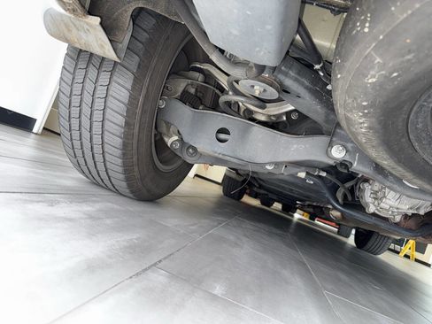 Used 2020 INFINITI QX60 Luxe w/ Essential Package image 16