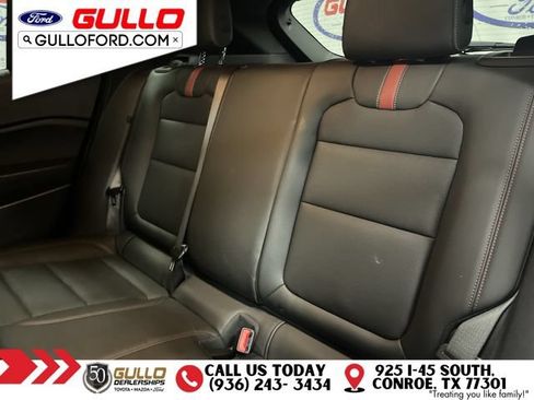 Used 2024 Chevrolet Trax RS w/ Sunroof Package FWD image 13