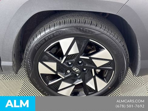 Used 2025 Hyundai Kona SEL FWD image 16