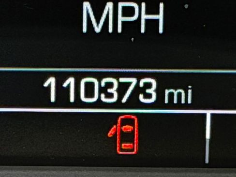 Used 2016 Chevrolet Malibu LT w/ Leather Package FWD image 23