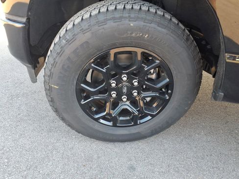 New 2026 Ford F150 XLT w/ Equipment Group 302A MID image 9