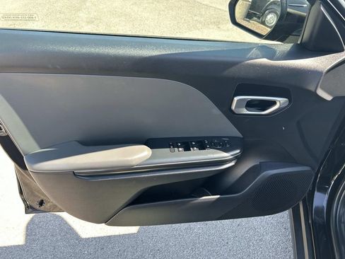 Used 2025 Kia K4 LXS image 22