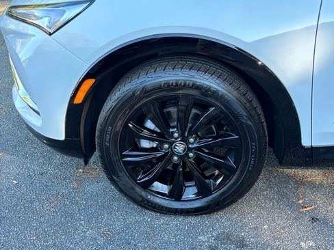 Used 2025 Buick Envista Sport Touring image 30