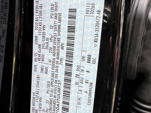 New 2026 Lincoln Corsair Premiere image 23