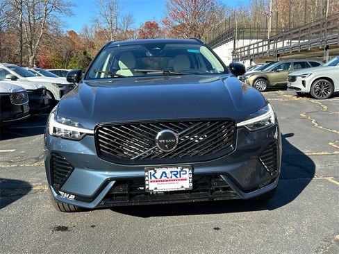 New 2026 Volvo XC60 B5 Ultra w/ Protection Package Premier image 6