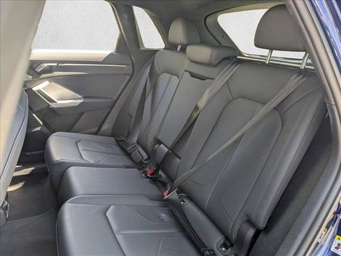 Used 2025 Audi Q3 2.0T Premium AWD/4WD image 19