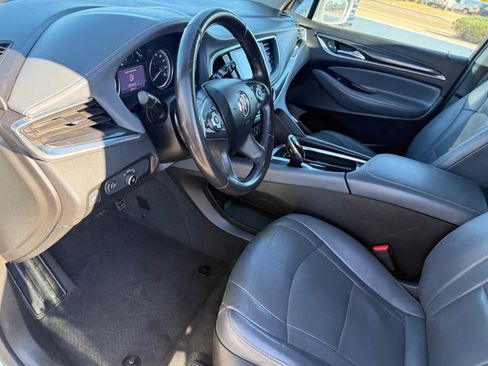 Used 2020 Buick Enclave Essence image 21