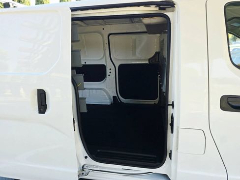 Used 2016 Nissan NV200 SV w/ Back Door Glass Package FWD image 28