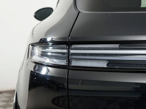 New 2026 Porsche Cayenne AWD/4WD image 12