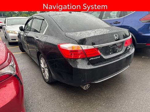 Used 2015 Honda Accord Touring image 4