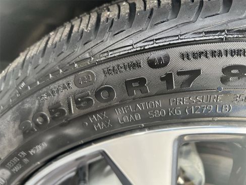 Used 2017 Nissan Sentra SR Turbo w/ Protection Package image 27