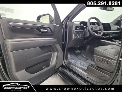 Used 2025 Chevrolet Suburban RST w/ Sun And Tow Package image 22