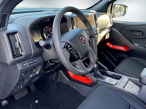 New 2026 Nissan Frontier PRO-4X w/ Pro-4x Convenience Package image 7