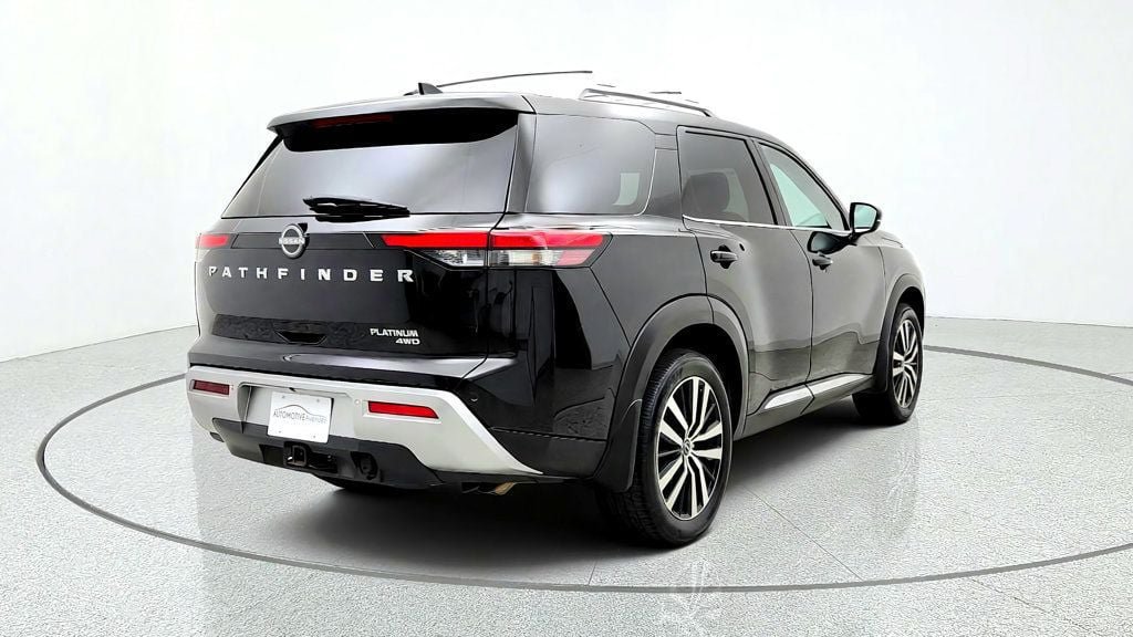 Used 2025 Nissan Pathfinder Platinum w/ Cargo Package AWD/4WD image 5