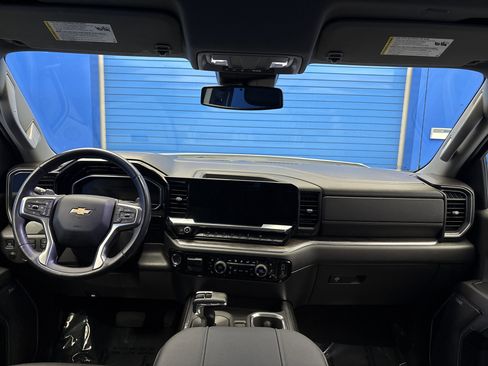 Used 2023 Chevrolet Silverado 1500 LTZ image 26