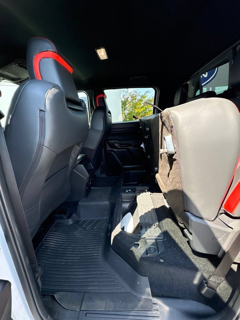 Used 2025 Ford Ranger Raptor AWD/4WD image 36
