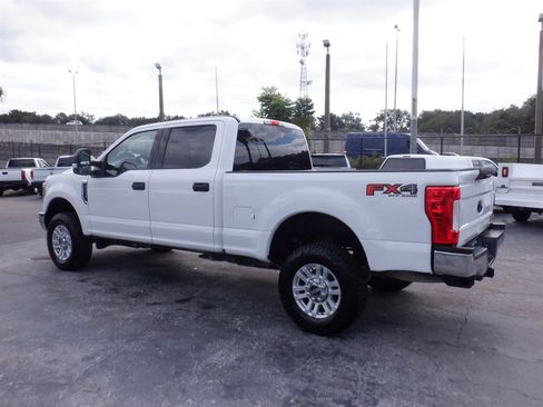 Used 2019 Ford F350 XLT image 3