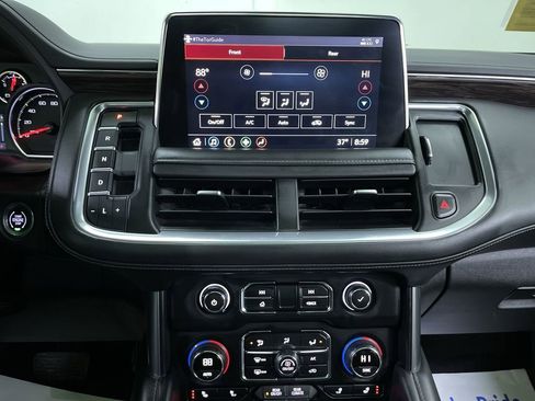 Used 2021 Chevrolet Tahoe Z71 w/ Z71 Signature Package image 22