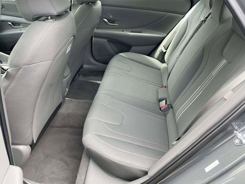 Certified 2025 Hyundai Elantra Sport FWD image 10