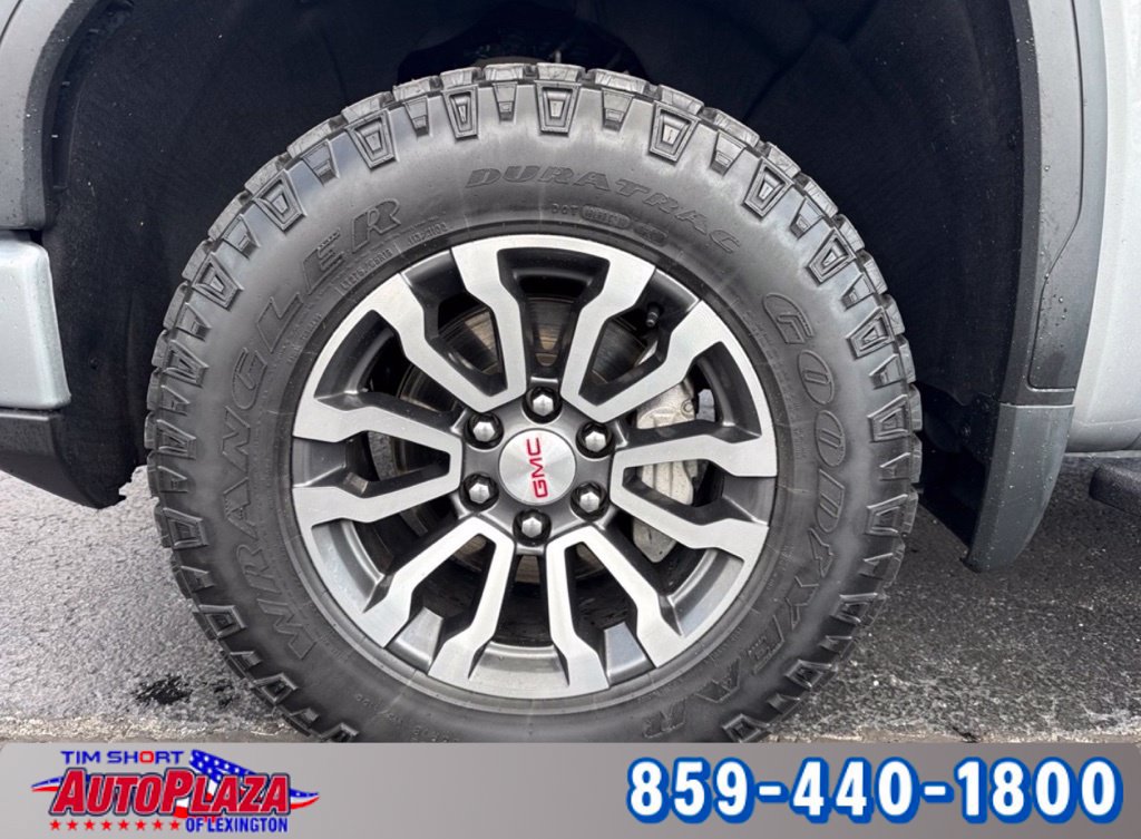 Used 2023 GMC Sierra 1500 AT4 w/ AT4 Premium Package AWD/4WD image 11