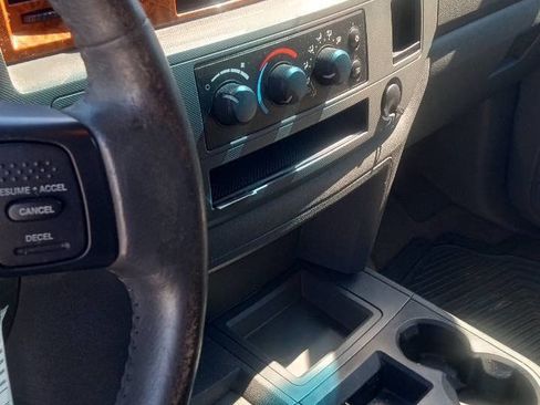 Used 2006 Dodge Ram 1500 Truck SLT w/ Trailer Tow Group image 16