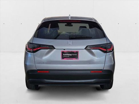 New 2026 Honda HR-V LX image 8