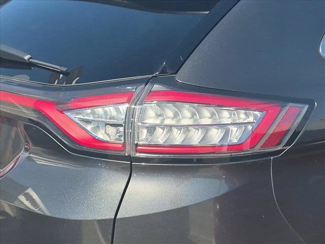 Used 2018 Ford Edge SEL w/ Equipment Group 201A FWD image 15