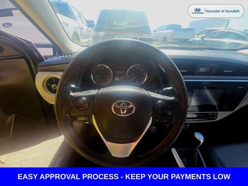 Used 2017 Toyota Corolla LE image 11