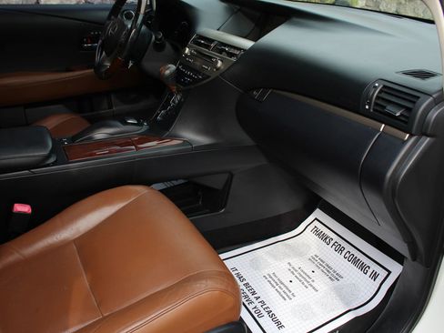 Used 2014 Lexus RX 450h AWD image 17