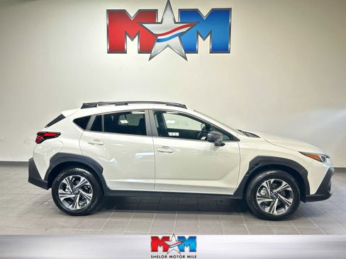 Used 2026 Subaru Crosstrek 2.5i Premium AWD/4WD image 1