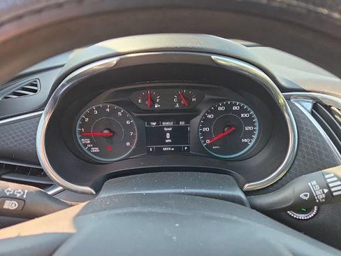 Used 2021 Chevrolet Malibu LT FWD image 11