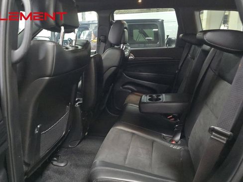 Used 2022 Jeep Grand Cherokee Laredo X image 18