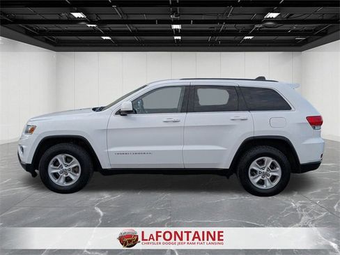 Used 2014 Jeep Grand Cherokee Laredo w/ Trailer Tow Group IV image 2