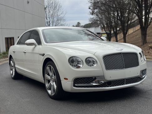 Used 2016 Bentley Flying Spur V8 image 9