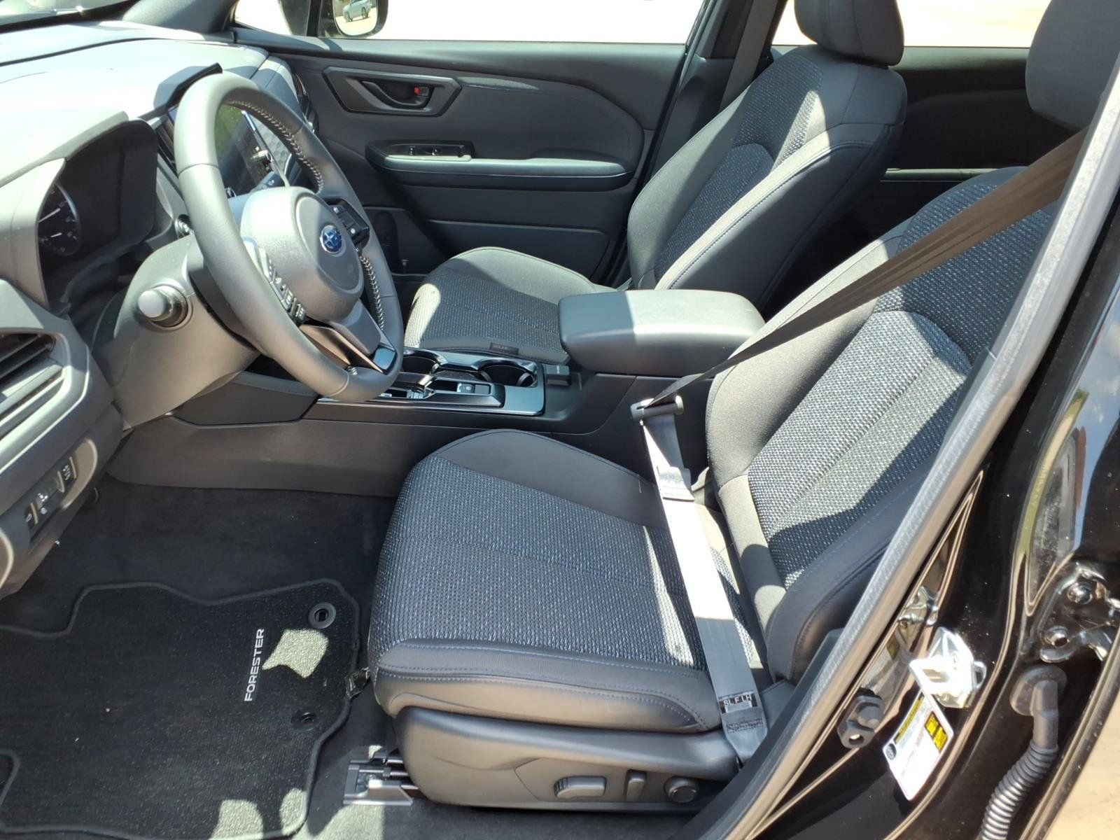 Used 2026 Subaru Forester Premium AWD/4WD image 17