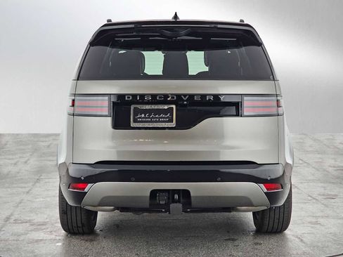 Certified 2024 Land Rover Discovery Dynamic SE image 4