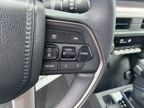 New 2026 Toyota 4Runner SR5 image 23