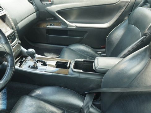 Used 2010 Lexus IS 350C RWD image 8