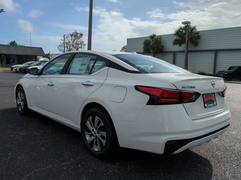 New 2025 Nissan Altima 2.5 S image 6